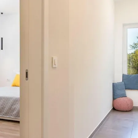 Villa Newbuild Sanivaro